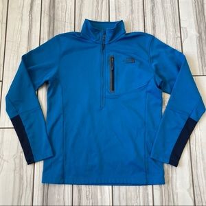 The North Face 1/2 zip pullover. EUC